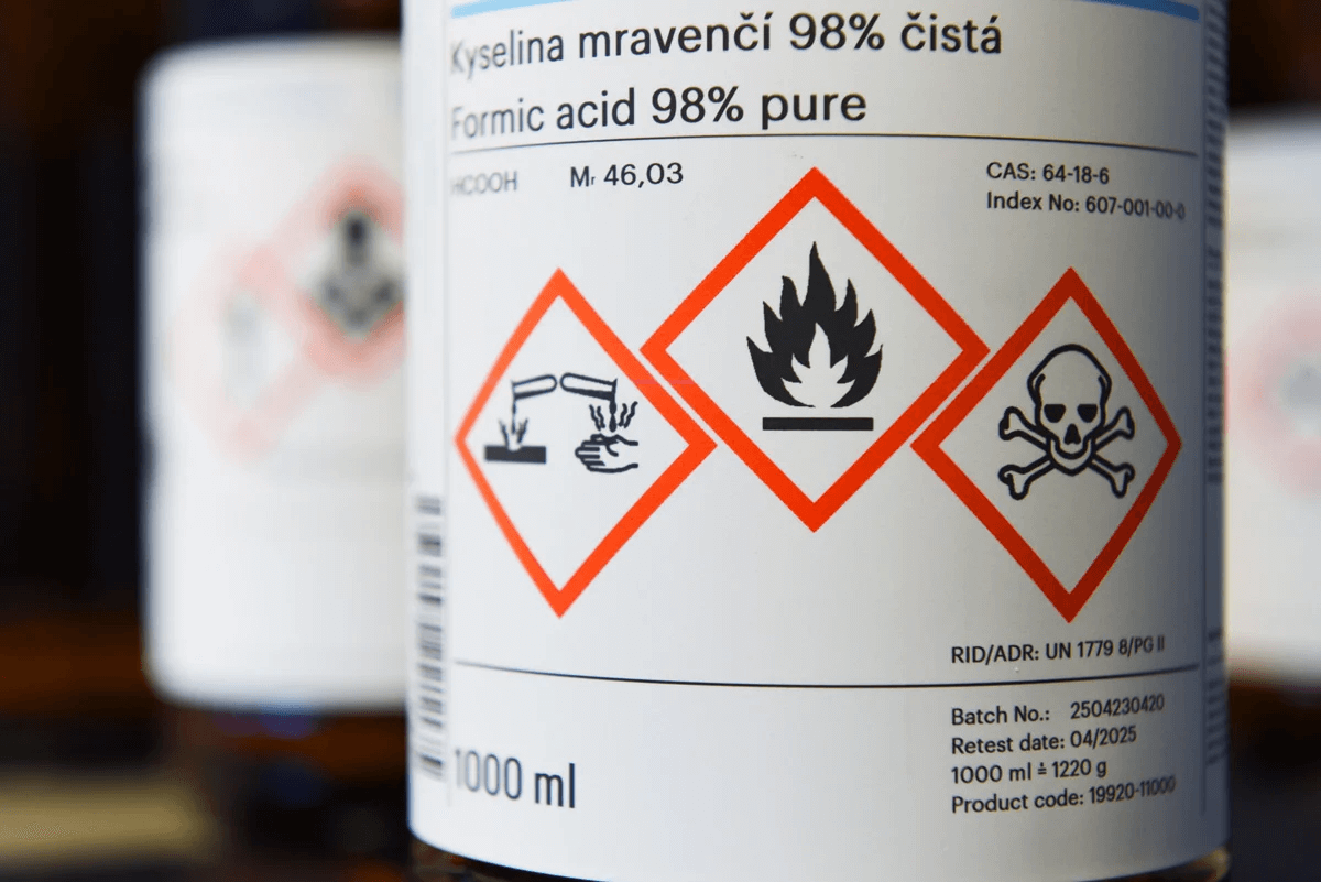 Chemical-label-with-GHS-hazard-pictograms-1