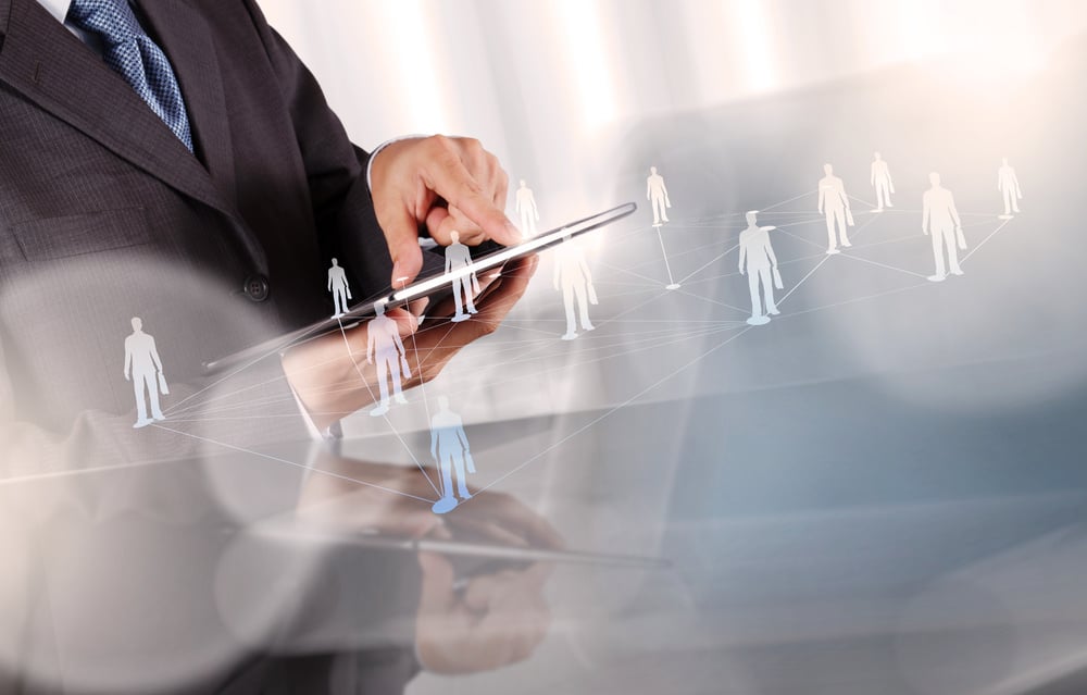 businessman20working20with20new20modern20computer20show20social20network20structure20as20concept-6